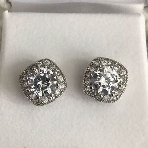 Swarovski Crystal Button Earrings NWT